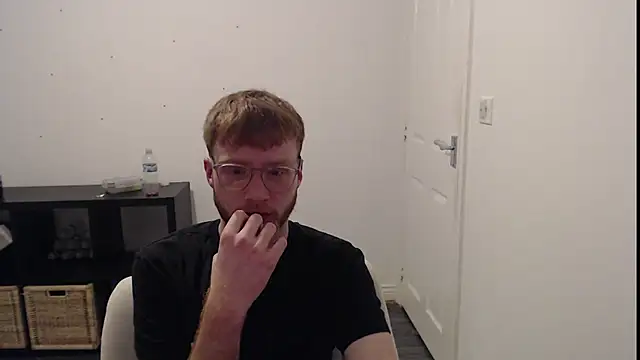 Snapshot of PrettyGinger chatting on December 1, 7:36 pm PrettyGinger online show from December 1, 7:36 pm