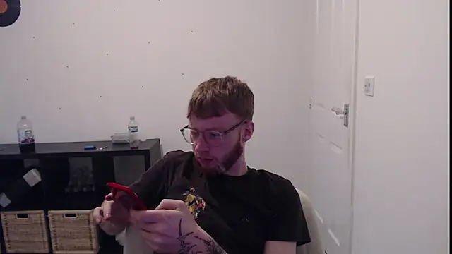 Snapshot of PrettyGinger chatting on December 2, 4:09 pm PrettyGinger online show from December 2, 4:09 pm