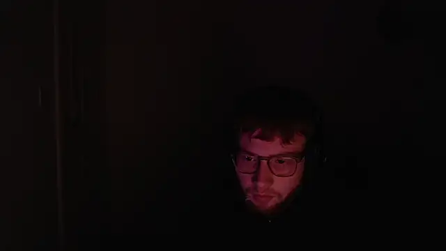 Snapshot of PrettyGinger chatting on December 24, 9:00 pm PrettyGinger online show from December 24, 9:00 pm