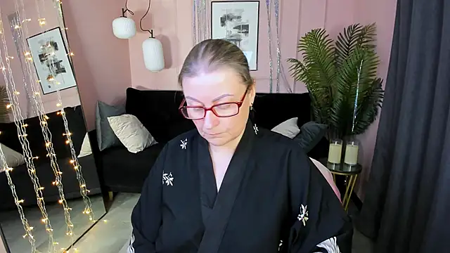 AlexandraKind online show from January 9, 1:41 am