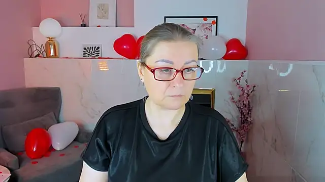 AlexandraKind online show from February 12, 1:39 pm