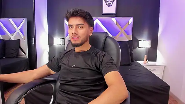 Tommidubois online show from January 22, 12:06 am