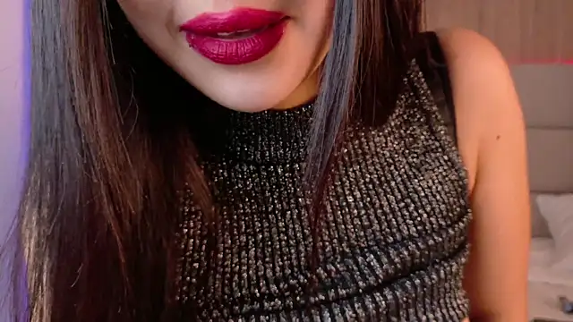 Snapshot of EymiCuper chatting on December 23, 7:52 pm EymiCuper online show from December 23, 7:52 pm