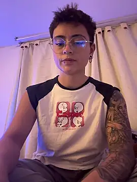 Chriss gomez2 online show from September 28, 12:38 am