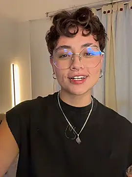 Chriss gomez2 online show from February 8, 11:19 pm