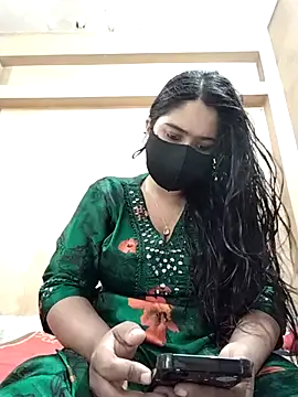 Magical Girl- online show from October 22, 4:13 am