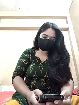 Magical Girl- online show from November 8, 4:45 am