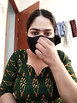 Snapshot of Magical_Girl- chatting on January 14, 6:30 am Magical Girl- online show from January 14, 6:30 am