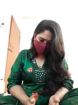 Snapshot of Magical_Girl- chatting on February 19, 3:57 am Magical Girl- online show from February 19, 3:57 am