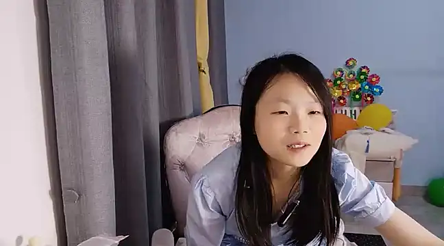 Lena-yyds online show from March 3, 10:42 pm