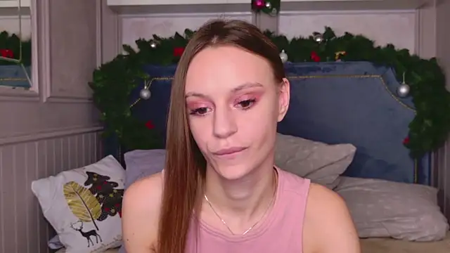 Snapshot of RebeccaMartons chatting on January 14, 12:54 am RebeccaMartons online show from January 14, 12:54 am