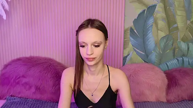 Snapshot of RebeccaMartons chatting on March 19, 2:48 am RebeccaMartons online show from March 19, 2:48 am