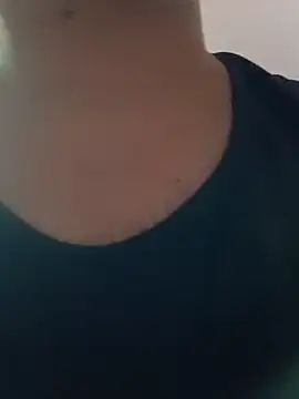 Snapshot of smartboy010101 chatting on October 1, 7:58 am smartboy010101 online show from October 1, 7:58 am