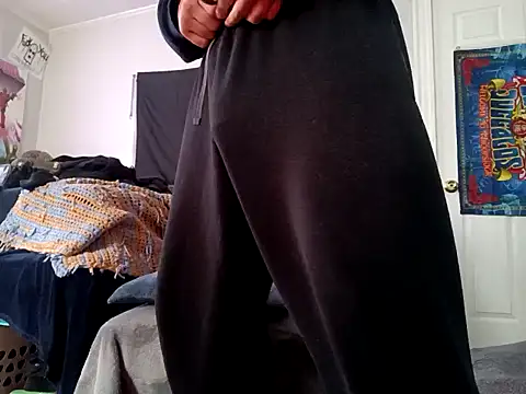 Snapshot of ChuckyyDee chatting on December 21, 3:09 pm ChuckyyDee online show from December 21, 3:09 pm