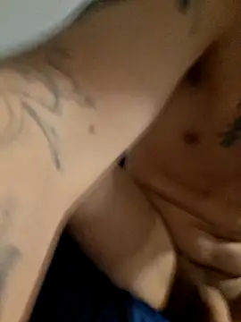 Snapshot of ChuckyyDee chatting on November 2, 10:34 pm ChuckyyDee online show from November 2, 10:34 pm