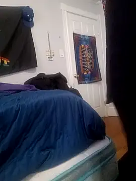 Snapshot of ChuckyyDee chatting on February 7, 1:37 pm ChuckyyDee online show from February 7, 1:37 pm