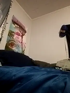 Snapshot of ChuckyyDee chatting on February 11, 7:35 am ChuckyyDee online show from February 11, 7:35 am