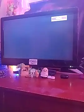 Snapshot of ChuckyyDee chatting on March 8, 2:04 am ChuckyyDee online show from March 8, 2:04 am