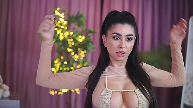 YemayaLuna online show from December 19, 9:06 pm