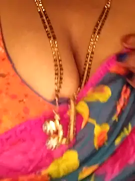 Sexy Radhikaa online show from December 20, 12:34 pm