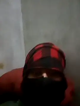 Snapshot of imissyoumylove14 chatting on January 8, 12:58 pm imissyoumylove14 online show from January 8, 12:58 pm