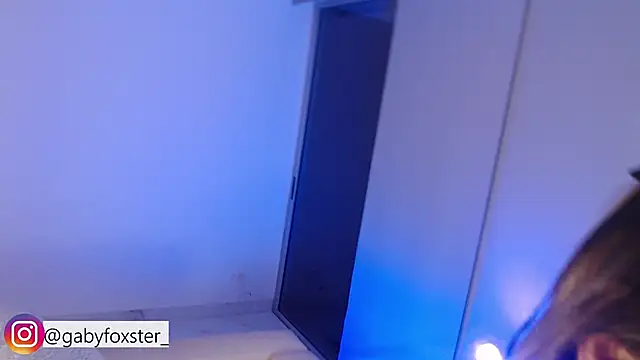 Snapshot of gabyfoxster chatting on December 3, 8:34 am gabyfoxster online show from December 3, 8:34 am