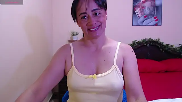 Snapshot of sara_florez1 chatting on December 14, 11:59 am sara florez1 online show from December 14, 11:59 am