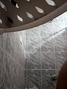 Naomy veracruz  online show from December 18, 9:59 am