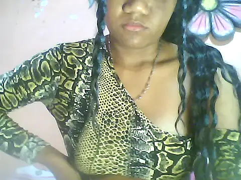 Snapshot of Fariana01 chatting on January 18, 1:30 am Fariana01 online show from January 18, 1:30 am