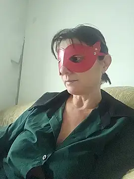 Vagabondainnamorata online show from February 3, 7:40 am