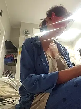 Vagabondainnamorata online show from October 23, 3:28 am