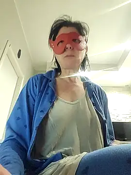 Vagabondainnamorata online show from February 6, 3:55 am