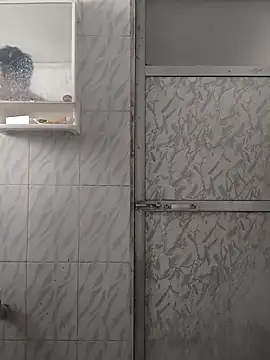 surabhi09 online show from November 25, 9:09 am