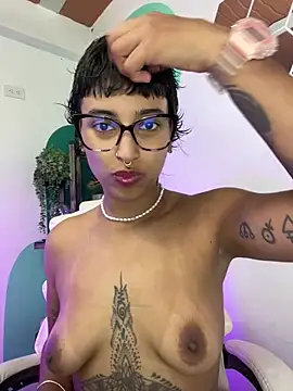 LollaByer online show from November 29, 11:08 pm