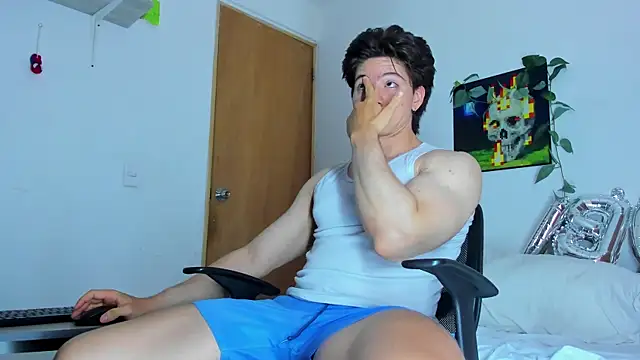 AngelBennet  online show from July 21, 9:17 pm