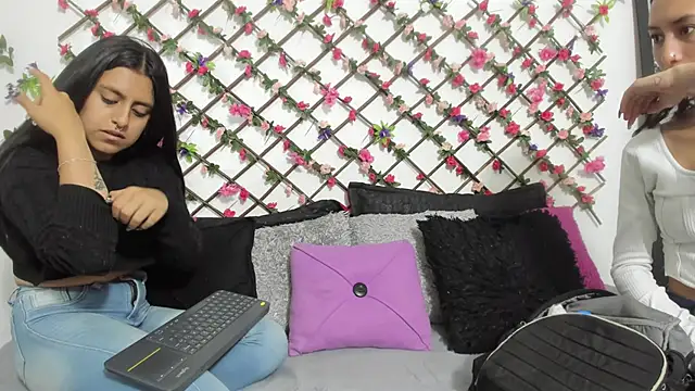 thedream girls online show from February 10, 11:36 am