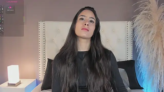 Julia Martinez  online show from April 29, 11:36 am