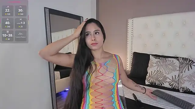 Julia Martinez  online show from June 19, 11:36 am