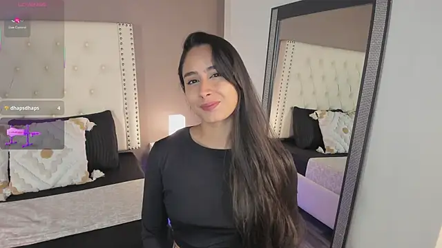 Julia Martinez  online show from July 23, 11:41 am