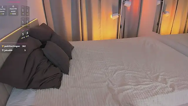 Snapshot of Kleo_Godde chatting on January 26, 8:46 am Kleo Godde online show from January 26, 8:46 am