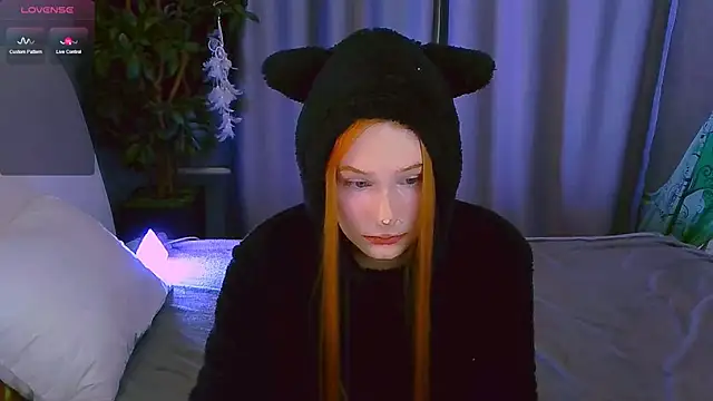 Snapshot of Kleo_Godde chatting on February 20, 7:52 pm Kleo Godde online show from February 20, 7:52 pm