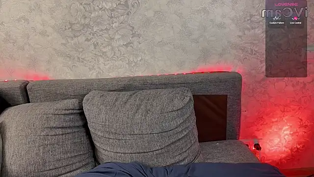 Snapshot of Kleo_Godde chatting on February 23, 5:29 pm Kleo Godde online show from February 23, 5:29 pm