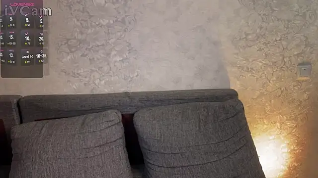 Snapshot of Kleo_Godde chatting on February 27, 9:36 pm Kleo Godde online show from February 27, 9:36 pm