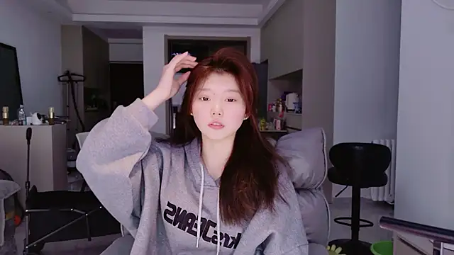 Snapshot of yangyang-1115 chatting on January 12, 5:12 am yangyang-1115 online show from January 12, 5:12 am