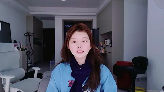 Snapshot of yangyang-1115 chatting on January 17, 5:23 am yangyang-1115 online show from January 17, 5:23 am