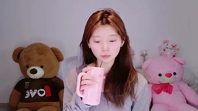 Snapshot of yangyang-1115 chatting on March 5, 1:07 pm yangyang-1115 online show from March 5, 1:07 pm