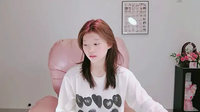 yangyang-1115 online show from May 11, 5:02 am