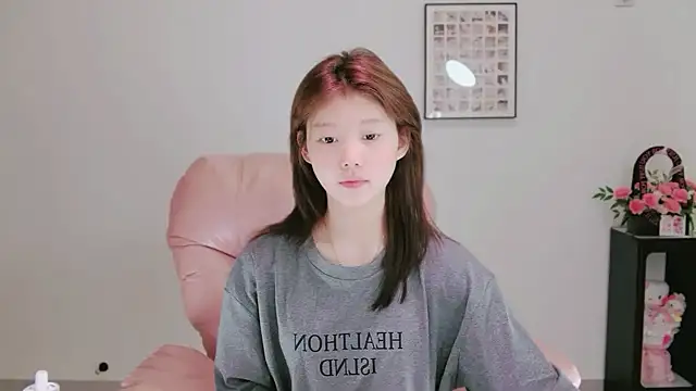 yangyang-1115 online show from May 13, 4:32 am