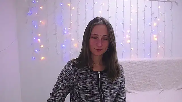 MichelLeee online show from January 17, 12:10 pm