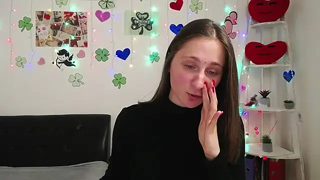 MichelLeee online show from March 18, 3:10 pm